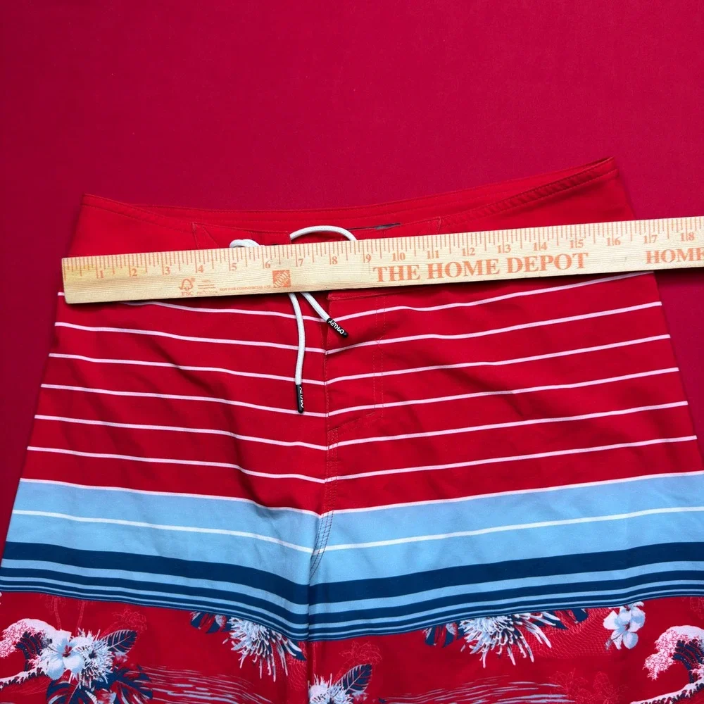 SURF Oakley Mens Board Shorts Red Striped Tropical Floral Swim Trunks Size 31